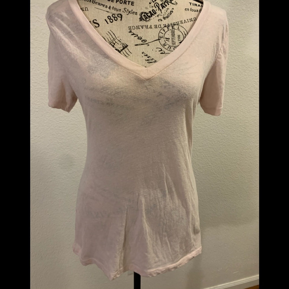 Woman’s Light Pink Short Sleeve T-Shirt Size M